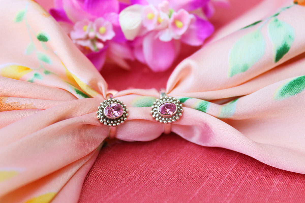 Baby pink stone studded toe ring