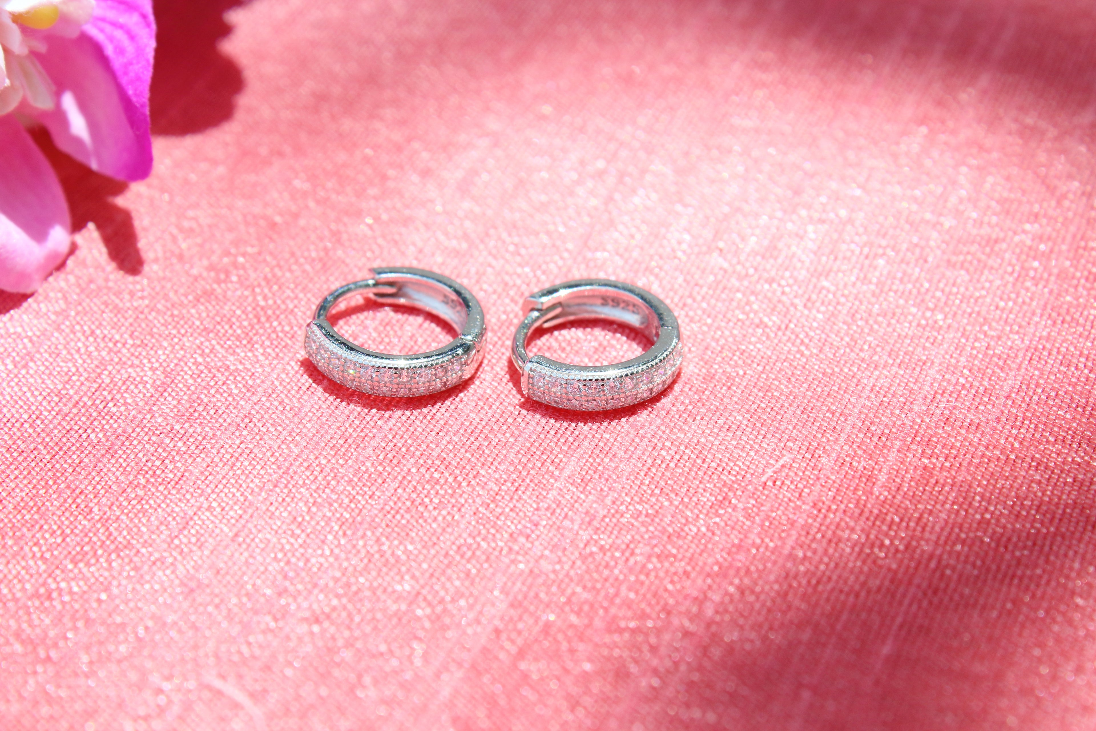 Zircon studded small hoop