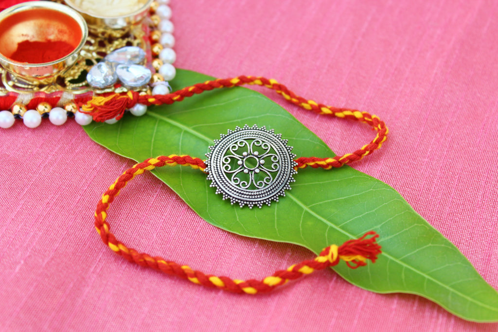 Filigree rawa rakhi