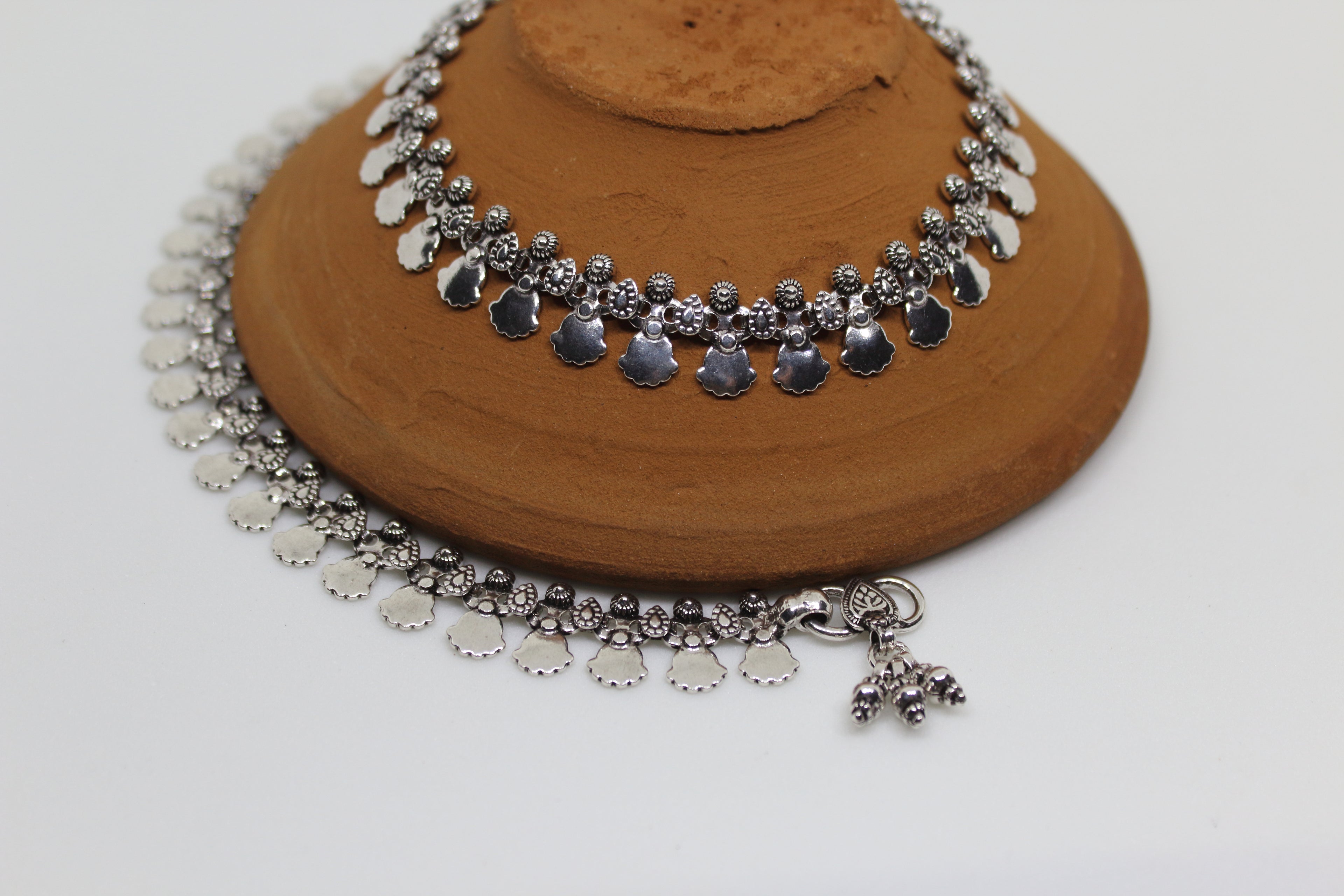 Antique Snowdrop Anklet