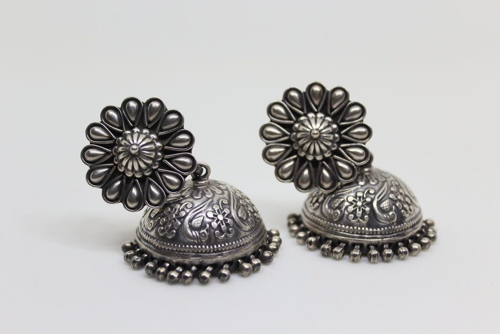 Sadabahar Carved Flower Jhumka
