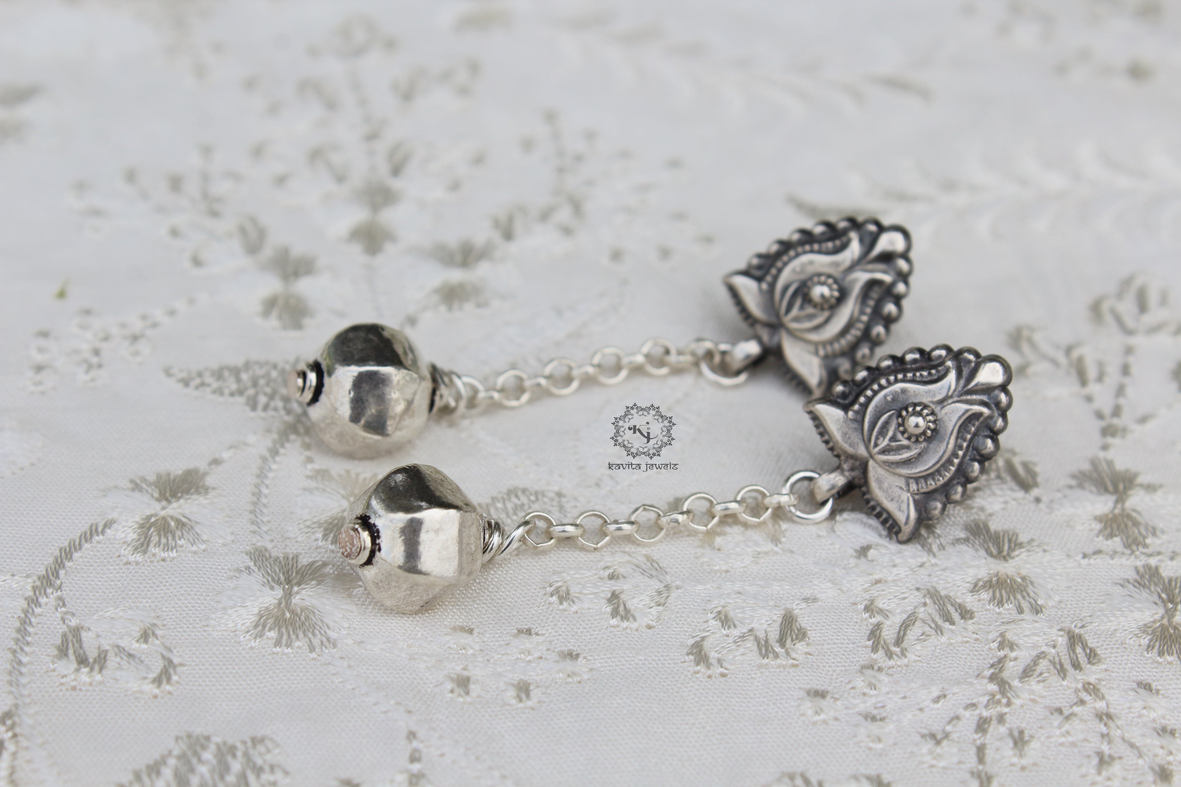 Hexagon Bead Hanging Lotus Earring