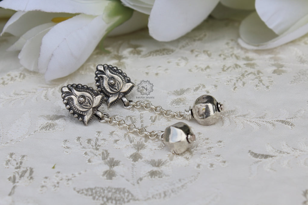 Hexagon Bead Hanging Lotus Earring