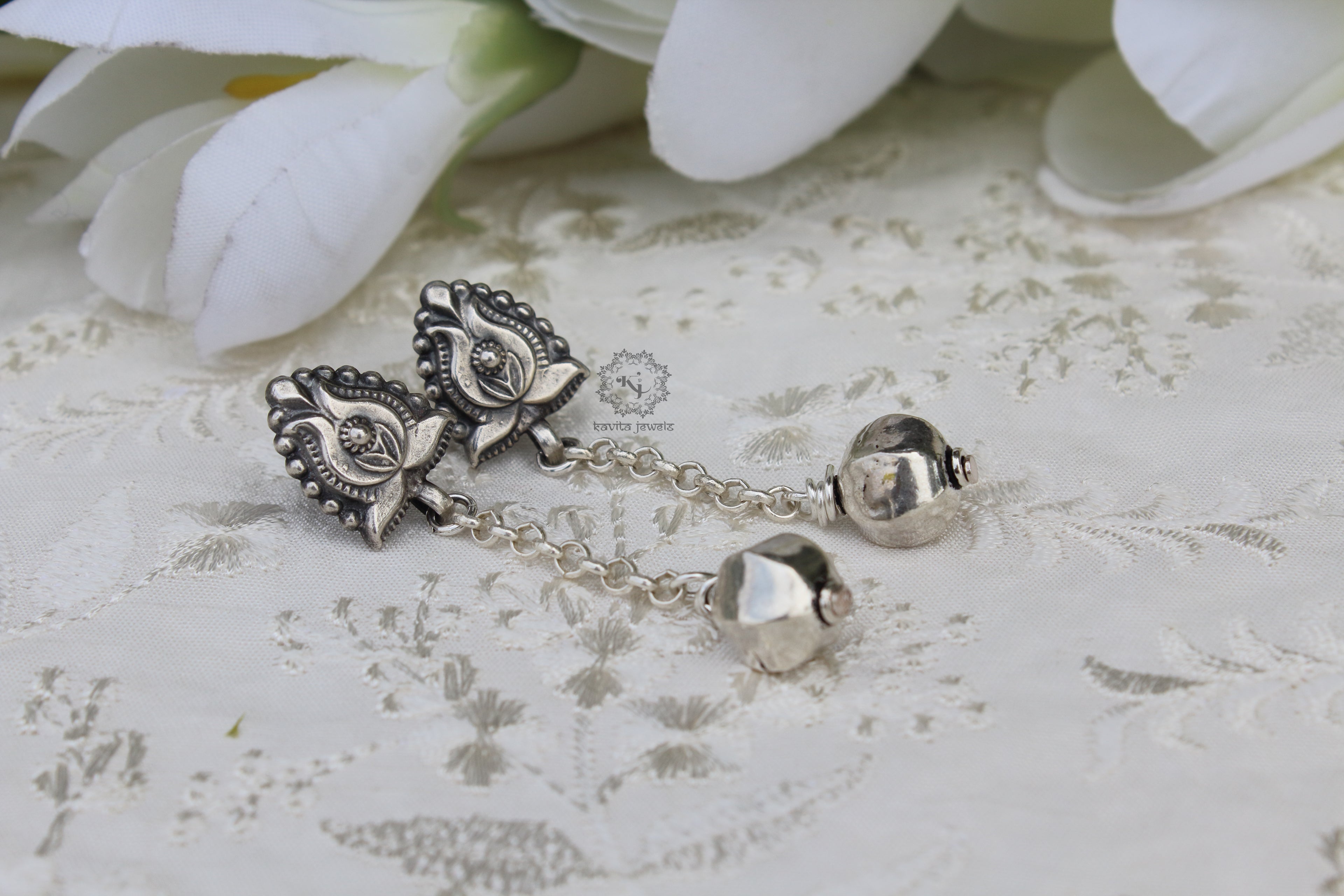 Hexagon Bead Hanging Lotus Earring