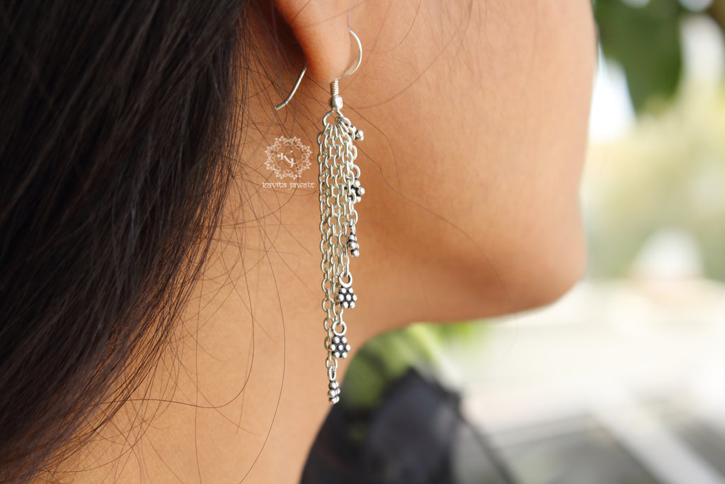 Tiny Flower Hanging Layered Earrings