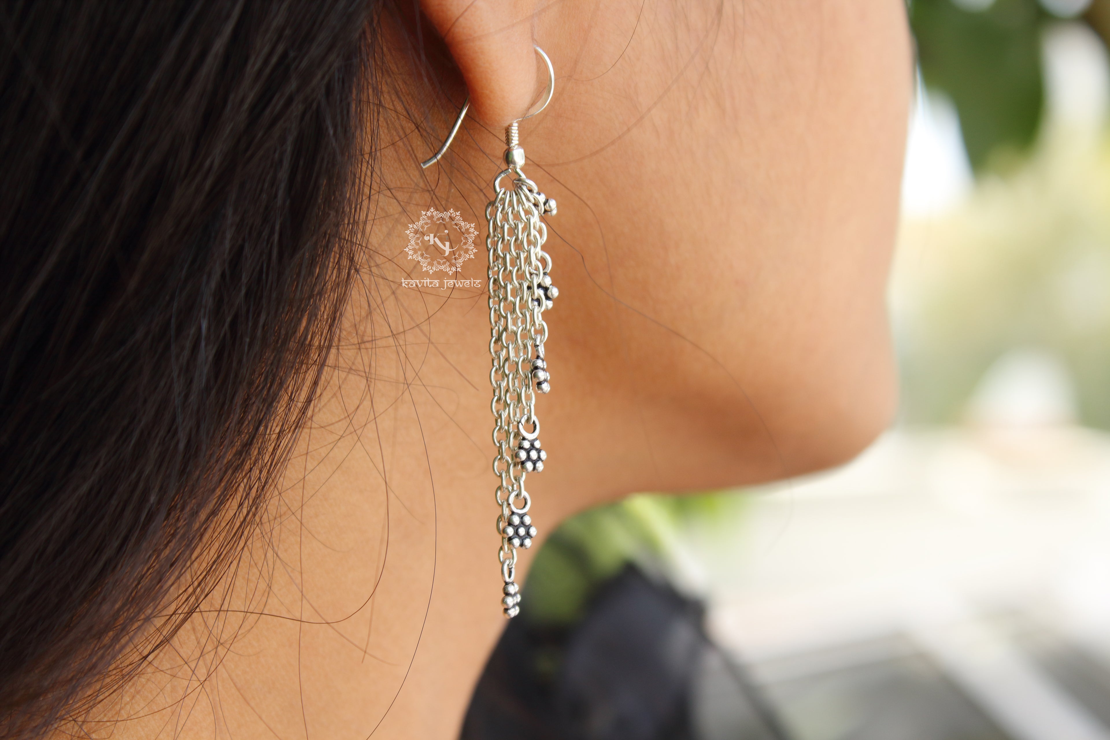 Tiny Flower Hanging Layered Earrings