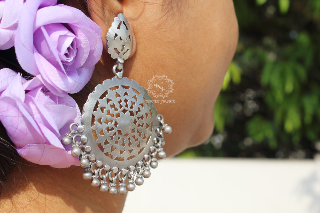 Beautifully Carved Ghungroo Chandbali Earrings