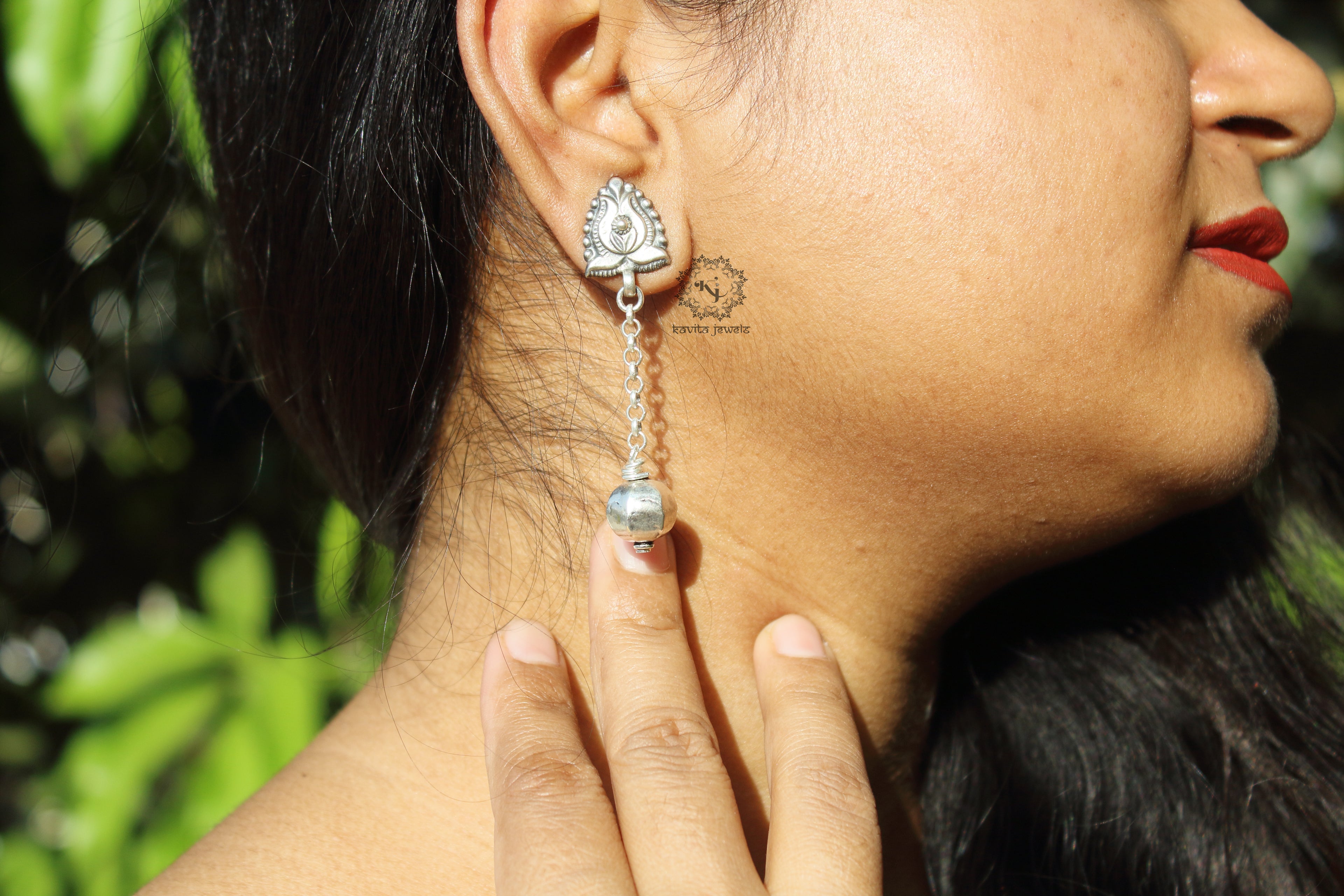 Hexagon Bead Hanging Lotus Earring