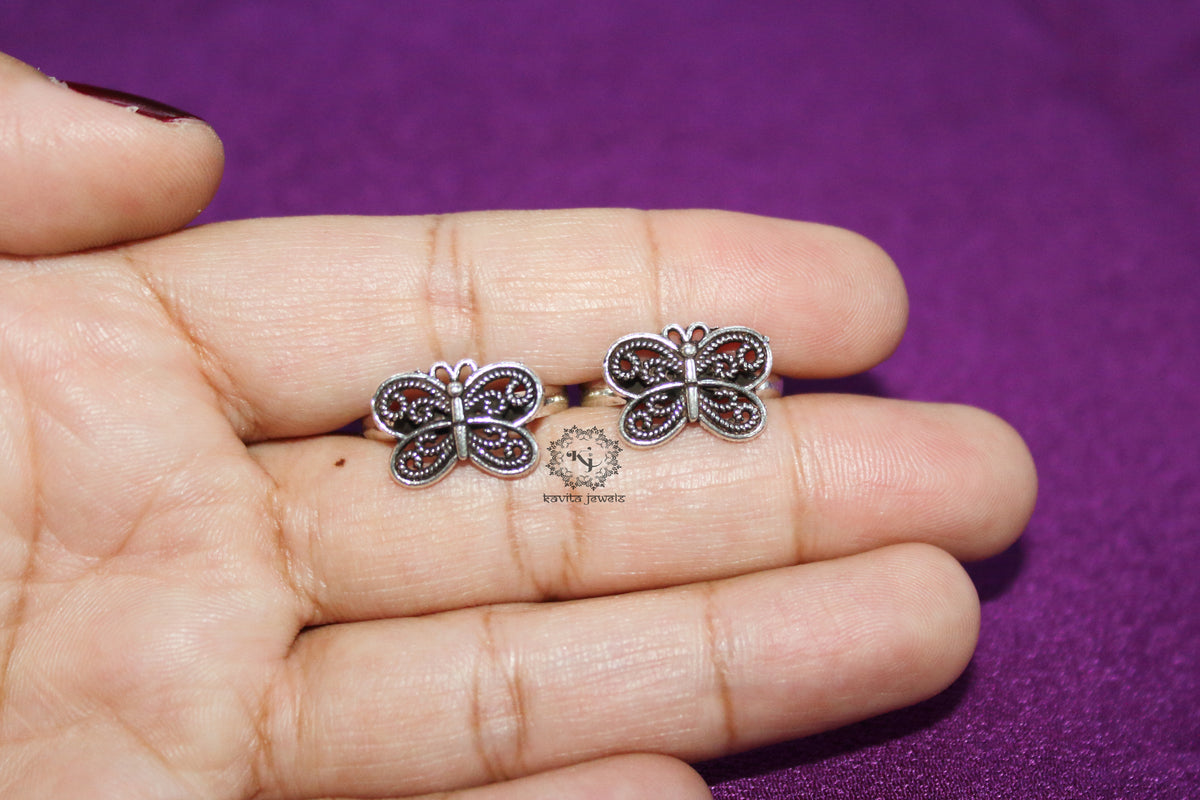 Intricate Butterfly Toe Ring