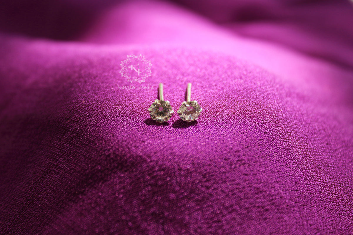 Round Cubic Zircon Studs