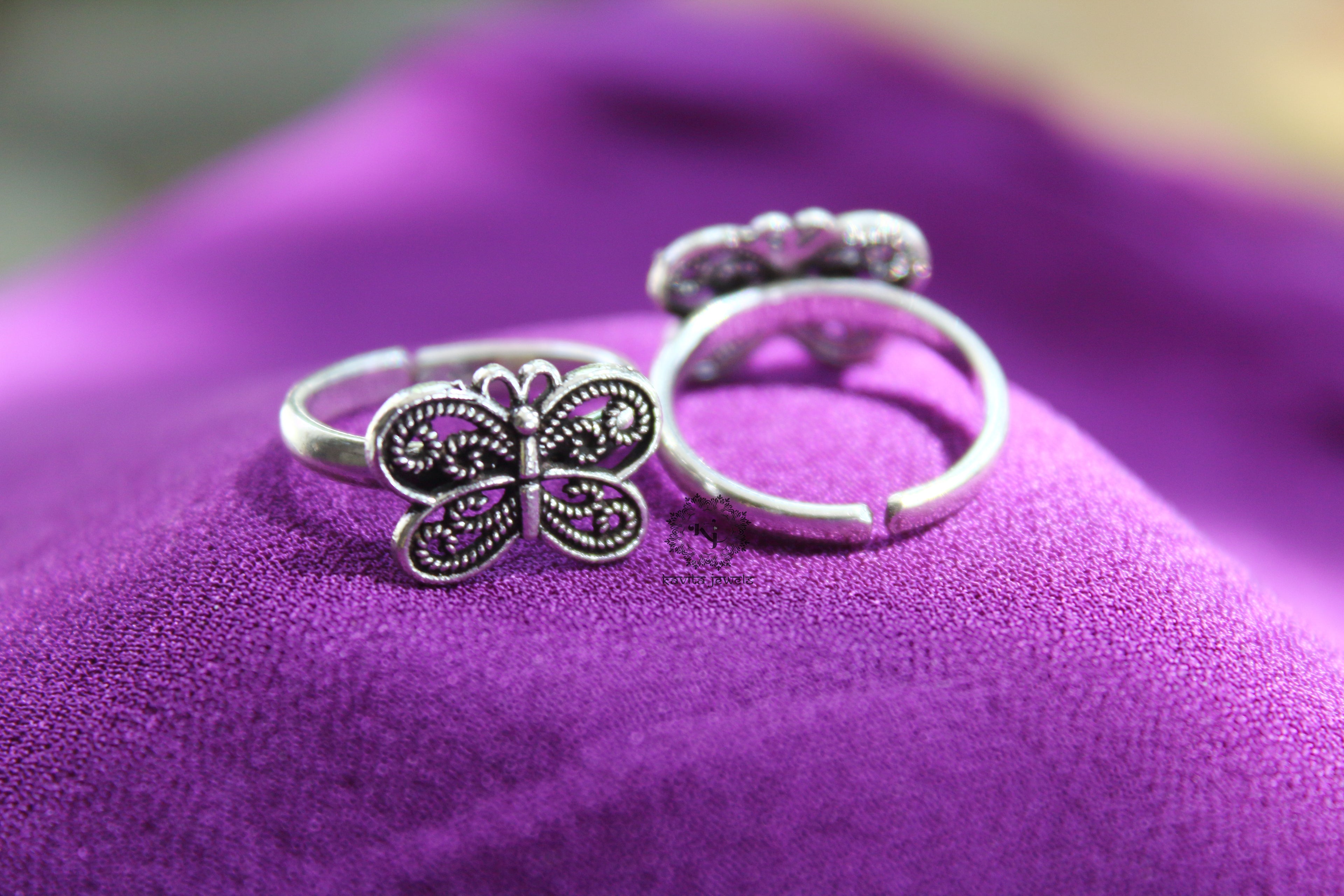 Intricate Butterfly Toe Ring