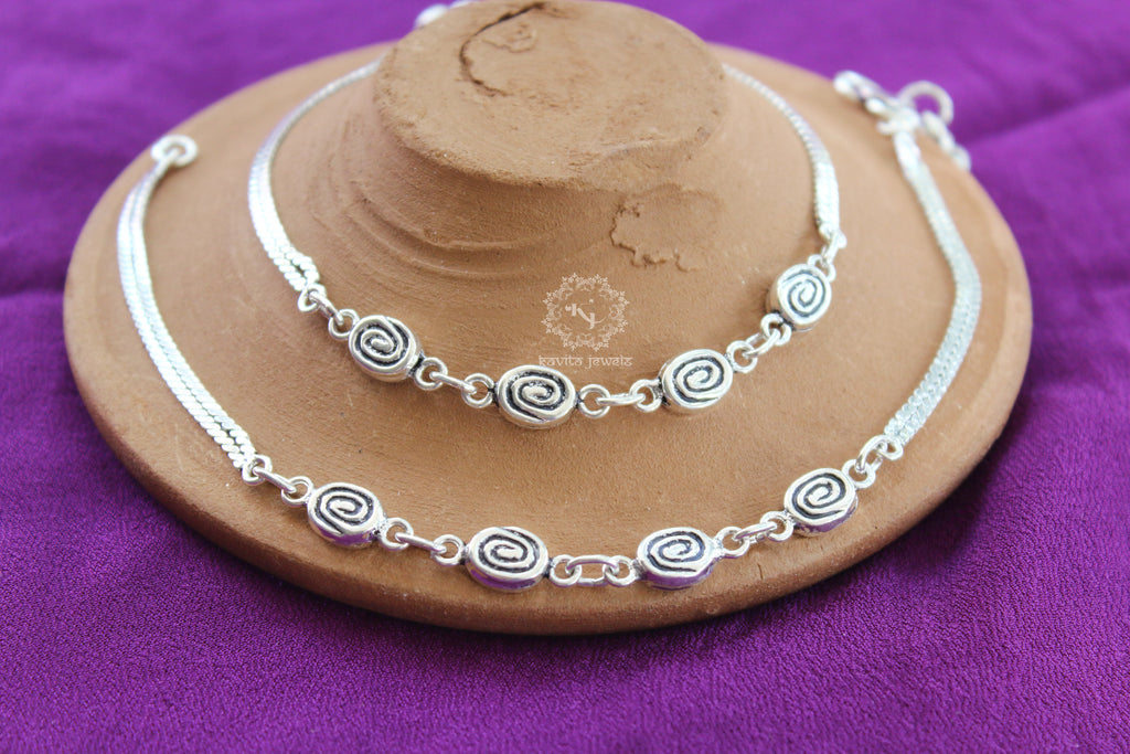 Delicate Spiral bead chain anklet