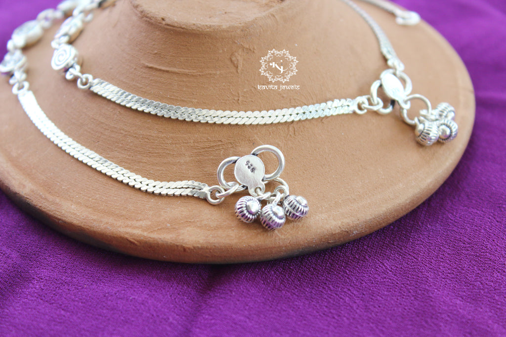 Delicate Spiral bead chain anklet