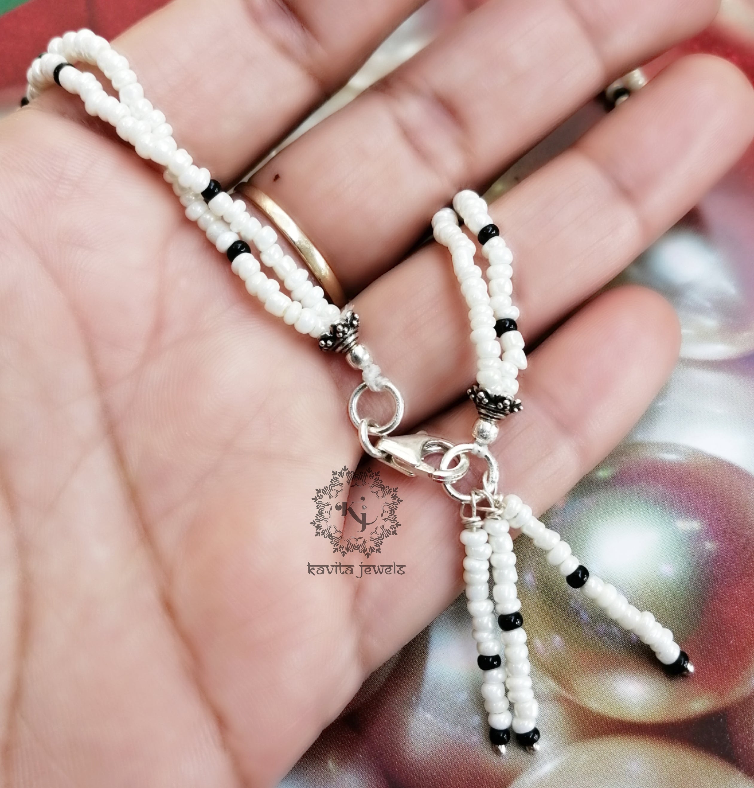 Seed beads single leg anklet