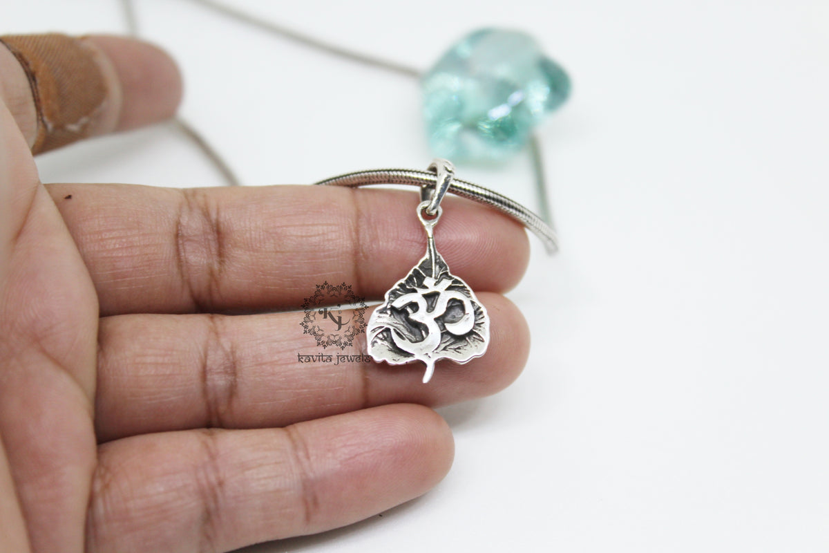 Spiritual oxidized OM pendent