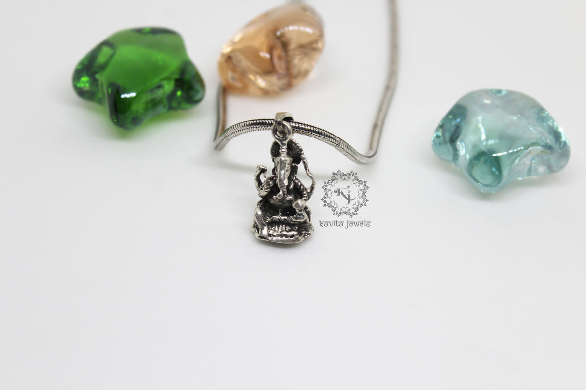 Lord Ganesha idol pendent