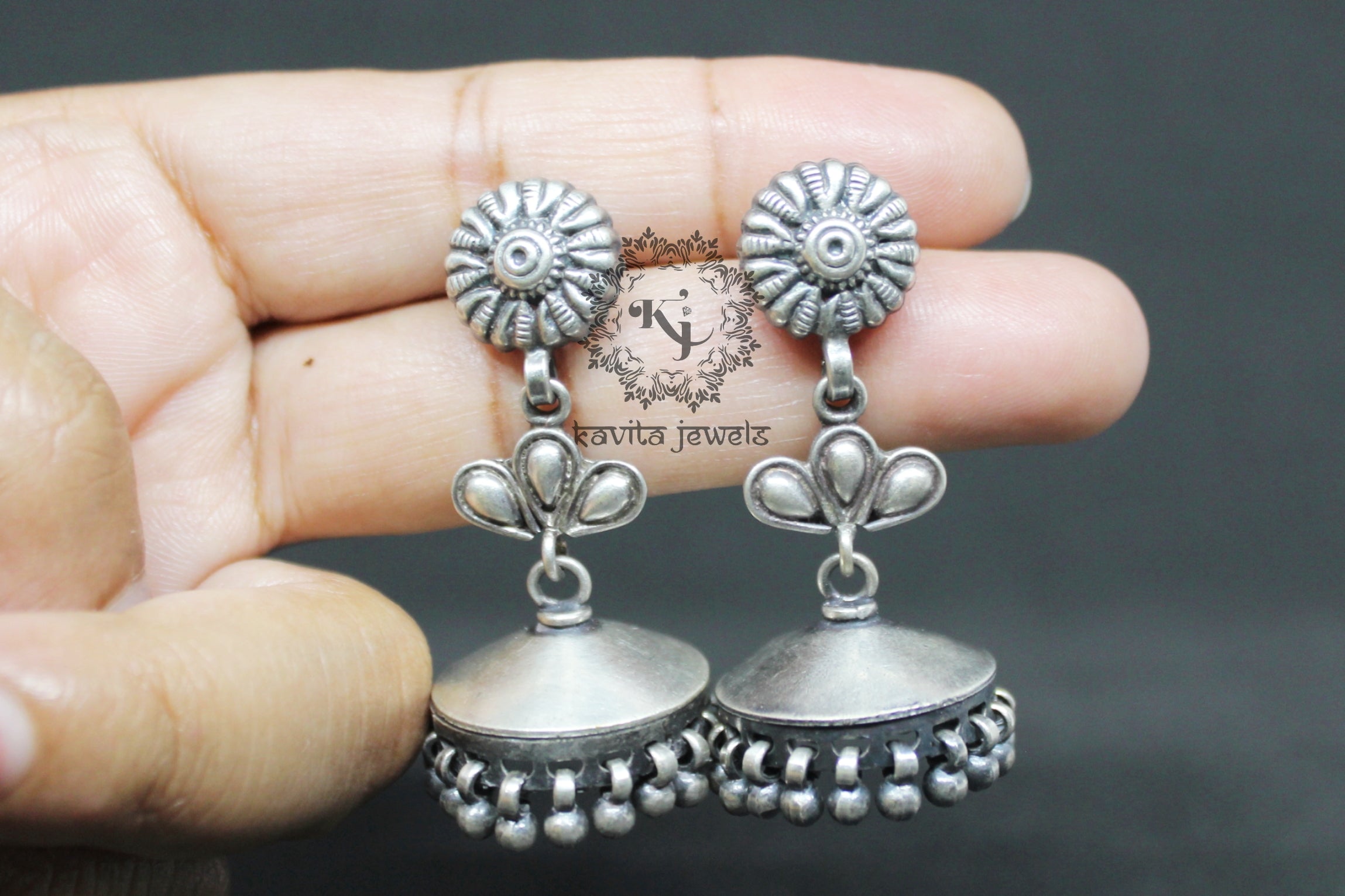 Vintage Style Flat Jhumka With small Ghungroo Hanging