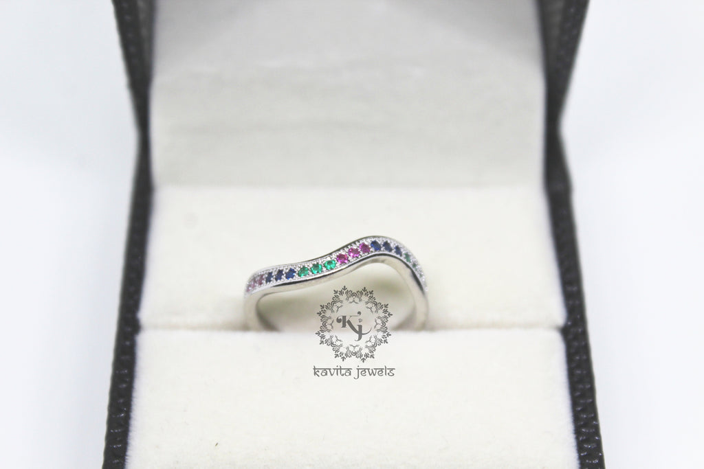 Rainbow Stones Wavy Ring