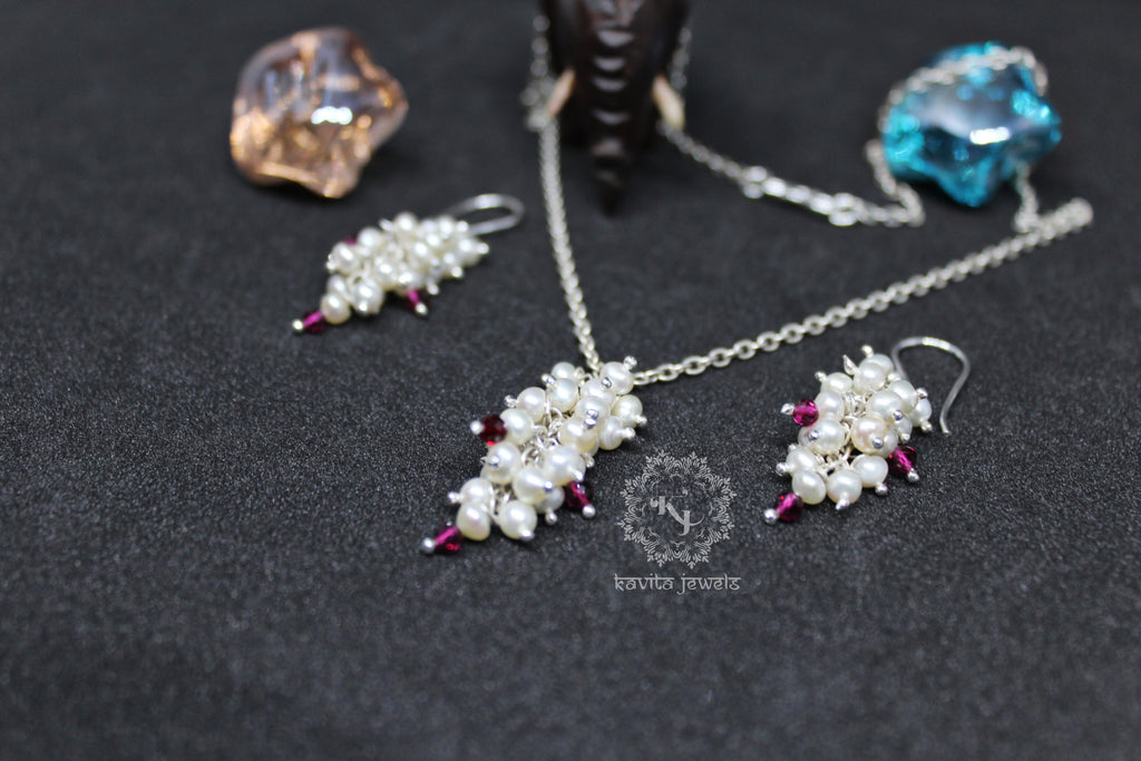 Pearl cluster pendent-earring set with chain