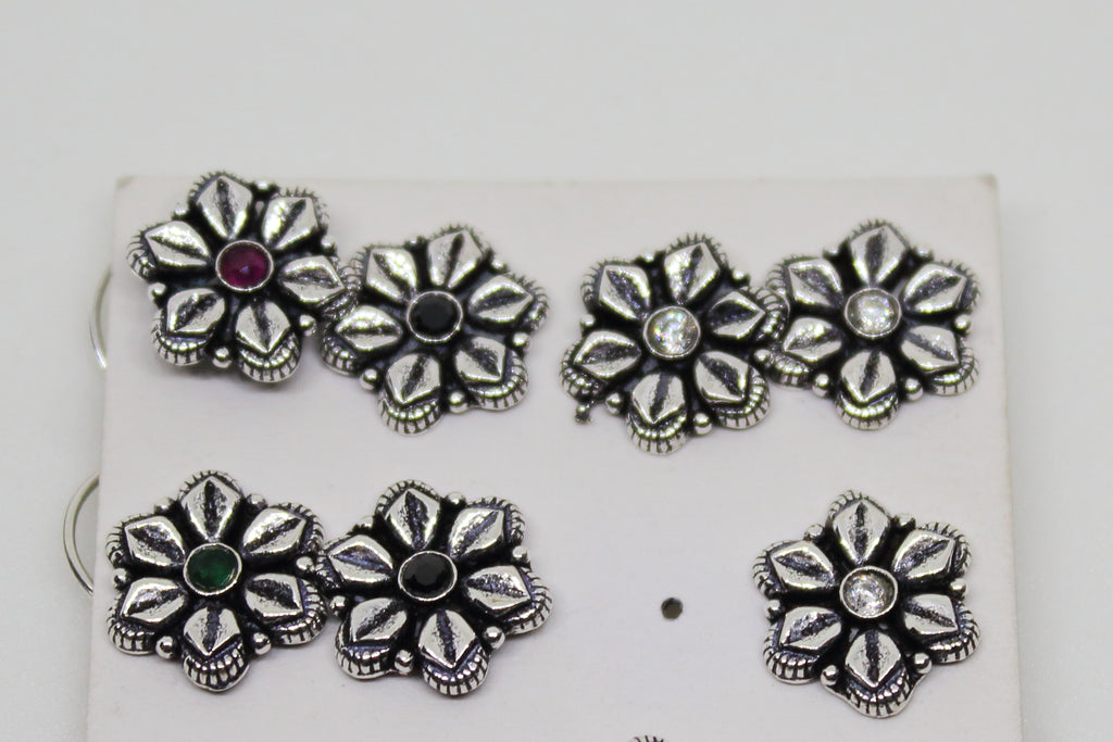 Flower Nose pin(White)