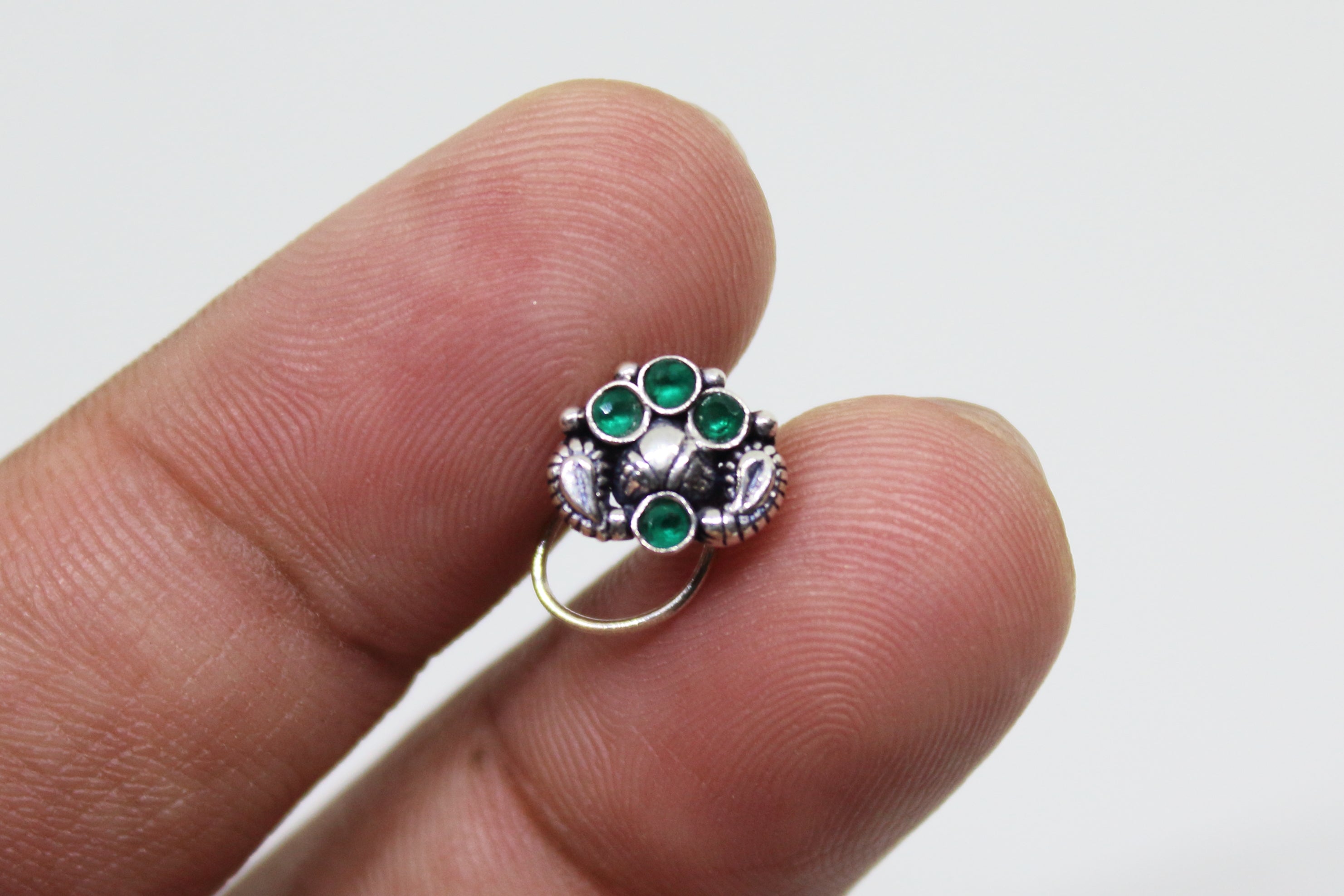 Amrapali Nose Pin Green Stone